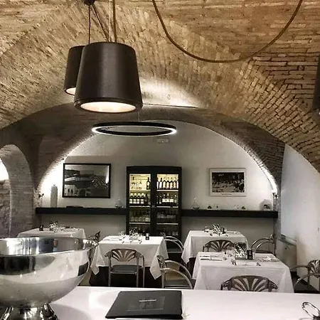 Giustini 3*