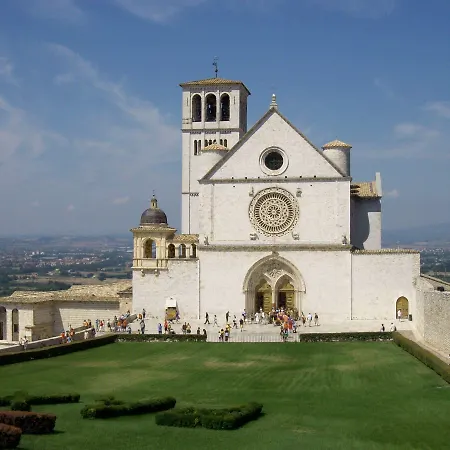Giustini 3* Ασίζη